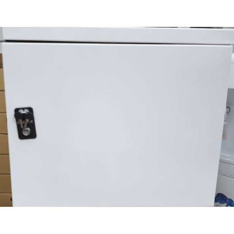 BY 9U OUTDOR 600X600 DIŞ ORTAM KABİNET TEK ÇEDAR (DİREK MONTAJ APARATI DAHİL) 